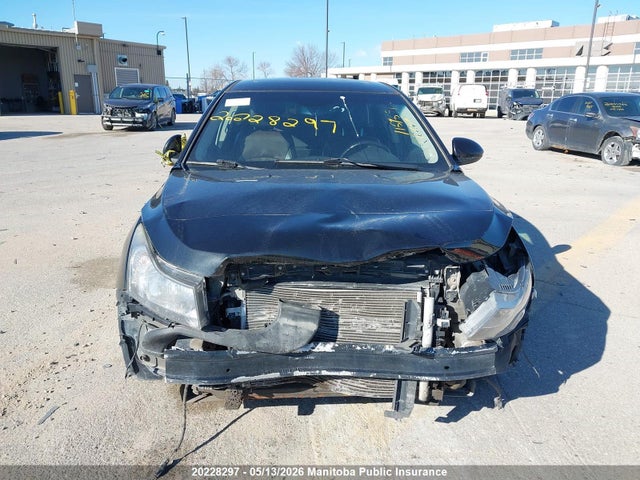 1G1PF5SBXG7116969 Chevrolet Cruze Lt Turbo