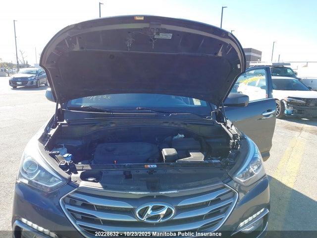 5XYZTDLB9JG525251 Hyundai Santa Fe Sport 2.4 Base