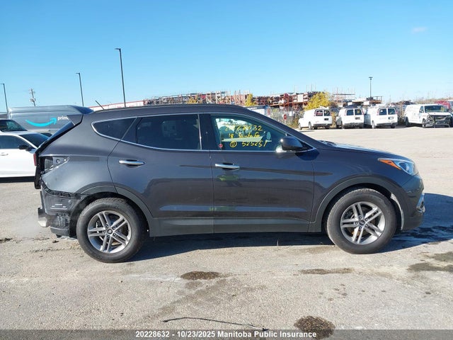5XYZTDLB9JG525251 Hyundai Santa Fe Sport 2.4 Base