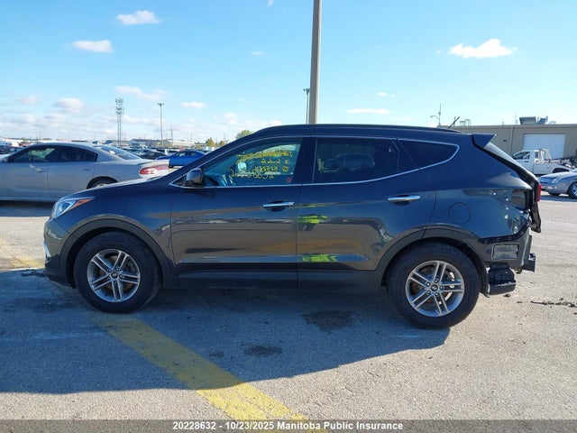 5XYZTDLB9JG525251 Hyundai Santa Fe Sport 2.4 Base