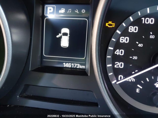 5XYZTDLB9JG525251 Hyundai Santa Fe Sport 2.4 Base