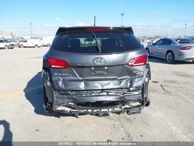 5XYZTDLB9JG525251 Hyundai Santa Fe Sport 2.4 Base