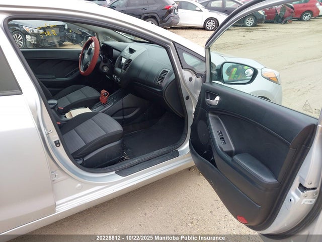 20228812 :رقم المزاد ، KNAFX4A62E5158203 vin ، 2014 Kia Forte Lx مزاد بيع