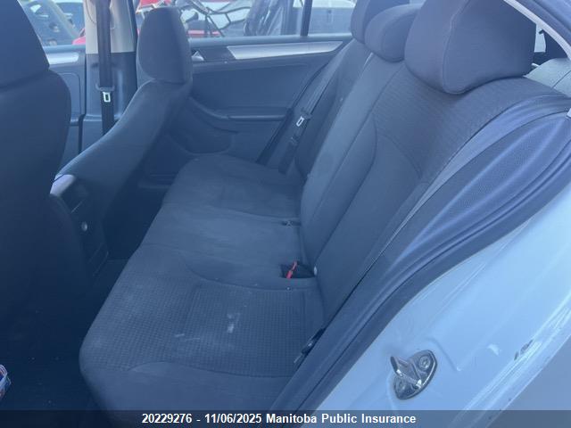 3VW2K7AJXFM249007 Volkswagen Jetta