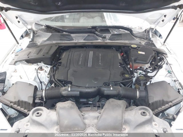 Jaguar XJ 2015 SAJXJ1CD5F8V84620 Image 10