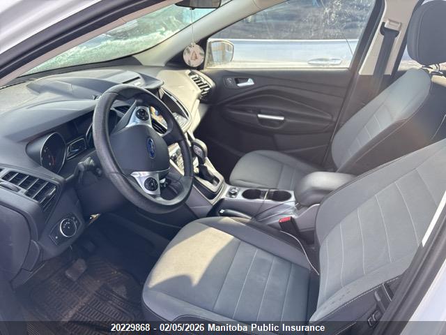 1FMCU9G94GUA56628 Ford ESCAPE SE