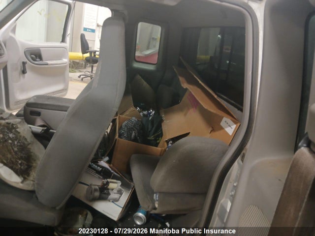 20230128 :رقم المزاد ، 4F4YR16U71TM03523 vin ، 2001 Mazda B3000 Cab Plus مزاد بيع