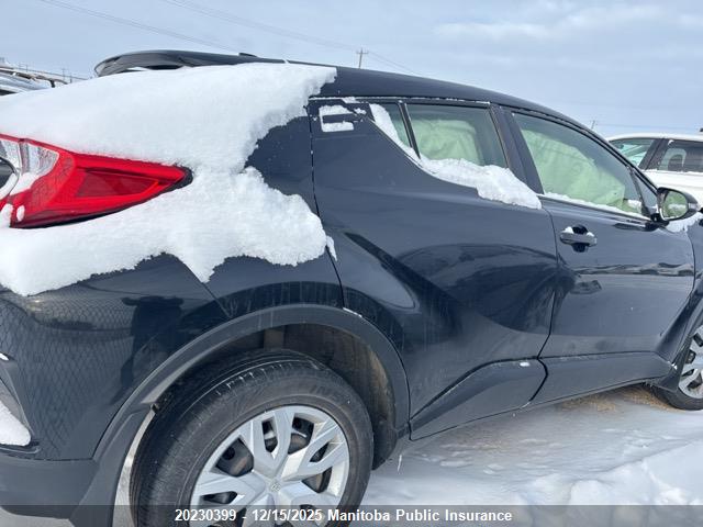 2021 Toyota C-hr Le მანქანა იყიდება აუქციონზე, vin: JTNKHMBX9M1123150, აუქციონის ნომერი: 20230399