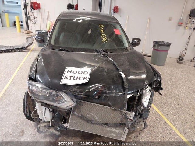 Nissan Rogue 2017 5N1AT2MV8HC771311 Image 10