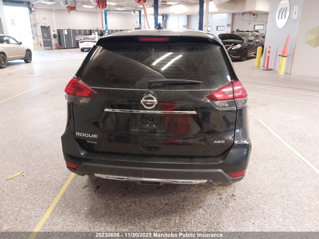 Nissan Rogue 2017 5N1AT2MV8HC771311 Image 17