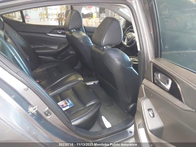 Nissan Maxima 2017 1N4AA6AP1HC362239 Image 8