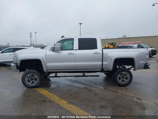 3GCUKREC3JG121153 Chevrolet Silverado 1500 Ls Crew Cab