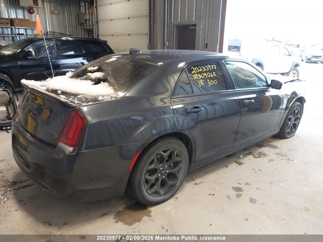 Chrysler 300 S 2018 2C3CCAGG6JH309065 Image 13