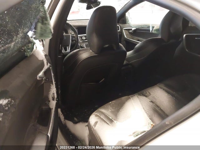 YV149MFLXF2356317 Volvo S60 T6
