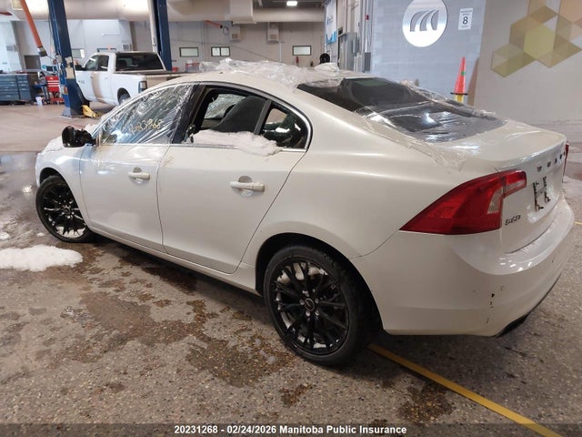 YV149MFLXF2356317 Volvo S60 T6
