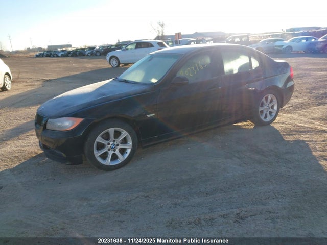 2008 Bmw 328i მანქანა იყიდება აუქციონზე, vin: WBAVA33578KX86811, აუქციონის ნომერი: 20231638