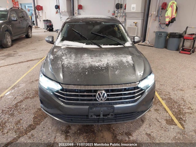 Продажа на аукционе авто 2019 Volkswagen Jetta 1.4 Tsi, vin: 3VWC57BU5KM033225, номер лота: 20232069