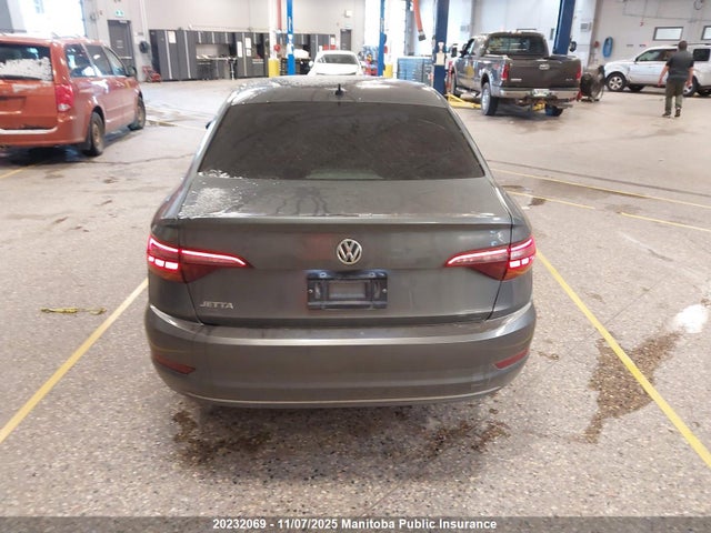 Продажа на аукционе авто 2019 Volkswagen Jetta 1.4 Tsi, vin: 3VWC57BU5KM033225, номер лота: 20232069