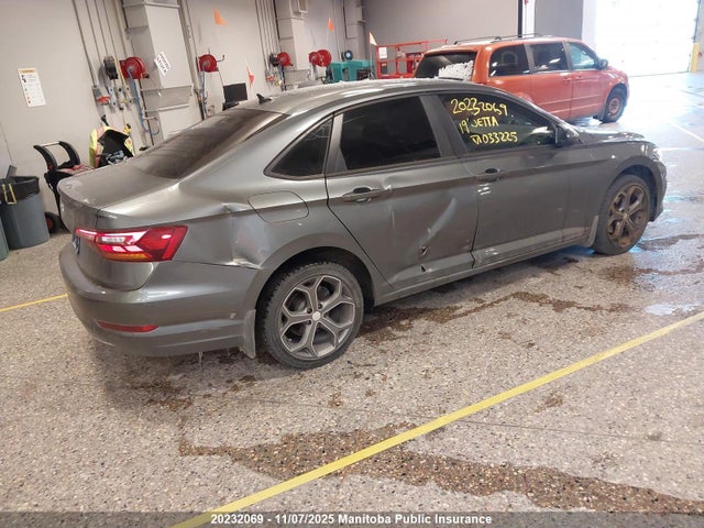 Продажа на аукционе авто 2019 Volkswagen Jetta 1.4 Tsi, vin: 3VWC57BU5KM033225, номер лота: 20232069