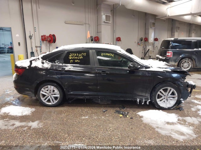 3VWE57BU9KM054684 Volkswagen Jetta 1.4 Tsi