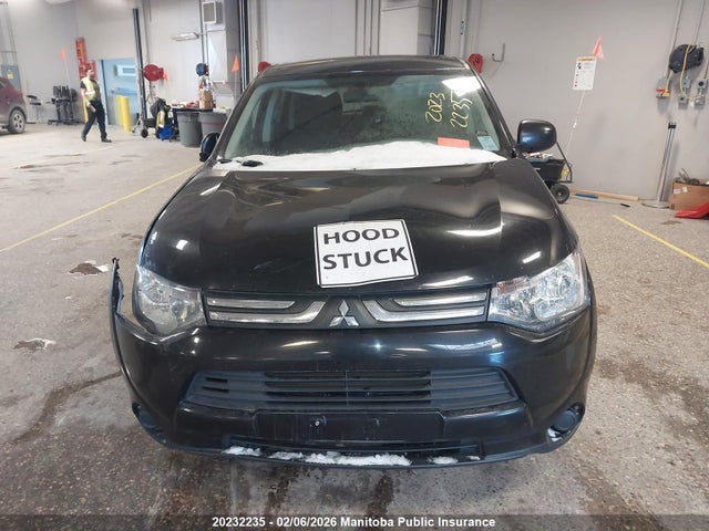 Mitsubishi Outlander Es 2014 JA4AD2A37EZ602369 Image 10