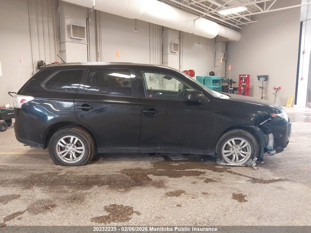 Mitsubishi Outlander Es 2014 JA4AD2A37EZ602369 Image 13
