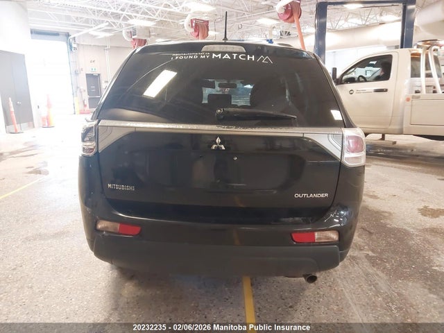 Mitsubishi Outlander Es 2014 JA4AD2A37EZ602369 Image 16