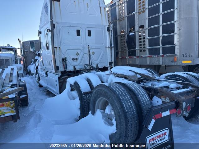 1FUJGLDR3JLJZ6454 Freightliner Cascadia 125