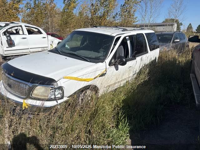 2000 Ford Expedition Xlt მანქანა იყიდება აუქციონზე, vin: 1FMPU16L7YLB66936, აუქციონის ნომერი: 20233005