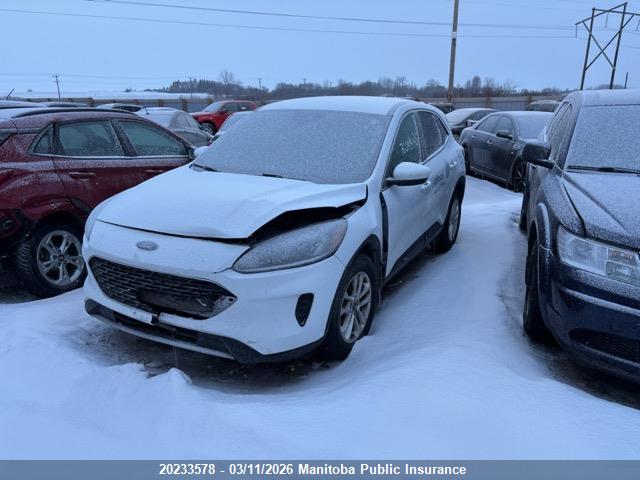 1FMCU9G62MUA80640 Ford ESCAPE SE
