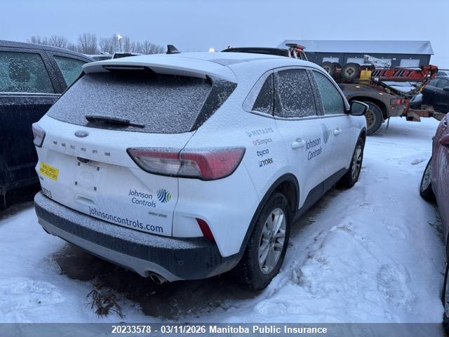 1FMCU9G62MUA80640 Ford ESCAPE SE
