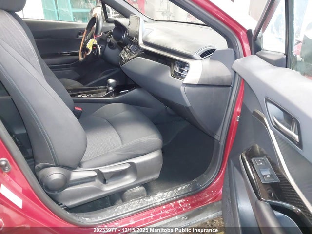20233977 :رقم المزاد ، NMTKHMBX4KR072319 vin ، 2019 Toyota C-hr Xle مزاد بيع