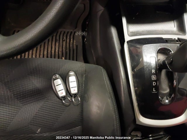 Продажа на аукционе авто 2015 Nissan Rogue Sv, vin: 5N1AT2MV4FC760853, номер лота: 20234347