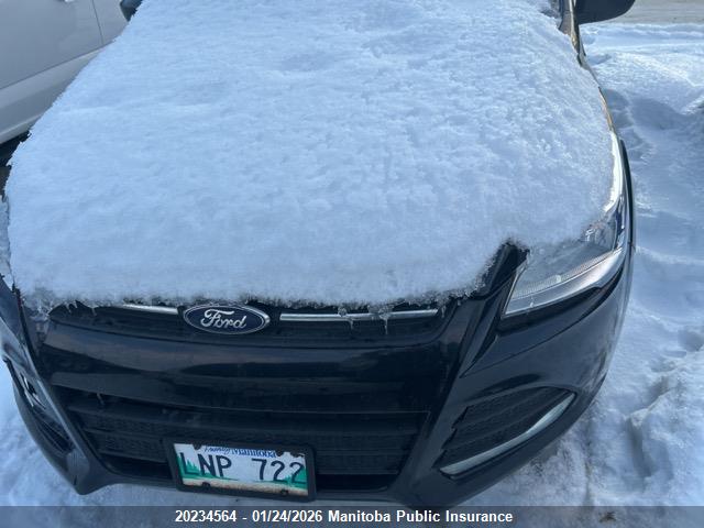 1FMCU9GX4GUB01744 Ford ESCAPE SE