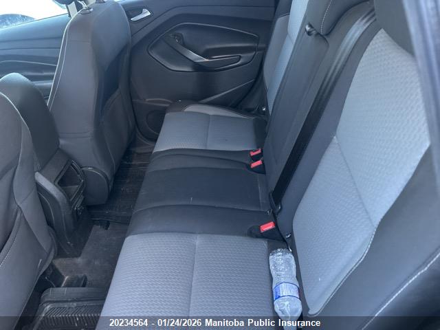 1FMCU9GX4GUB01744 Ford ESCAPE SE