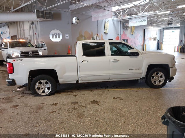 20234863 :رقم المزاد ، 1GCUKREC5JF249766 vin ، 2018 Chevrolet Silverado 1500 Lt Crew Cab مزاد بيع