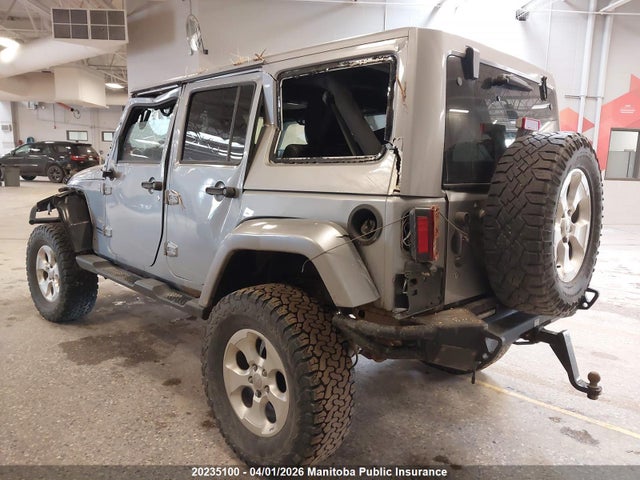 1C4BJWEG1EL316270 Jeep Wrangler Unlimited Sahara