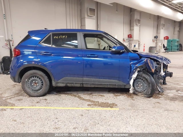 Hyundai Venue Essential 2021 KMHRB8A32MU065287 Image 14