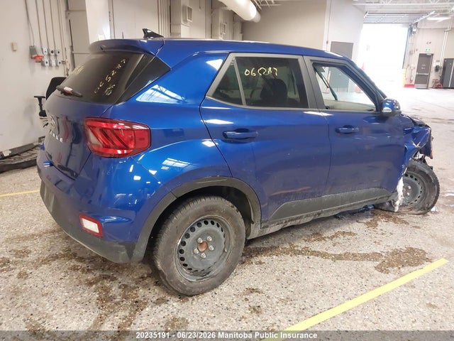 Hyundai Venue Essential 2021 KMHRB8A32MU065287 Image 4