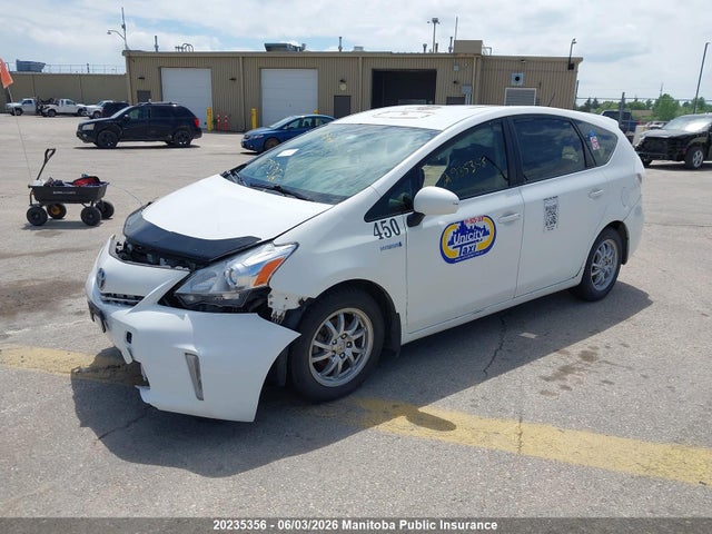 2014 Toyota Prius V მანქანა იყიდება აუქციონზე, vin: JTDZN3EU1E3326000, აუქციონის ნომერი: 20235356