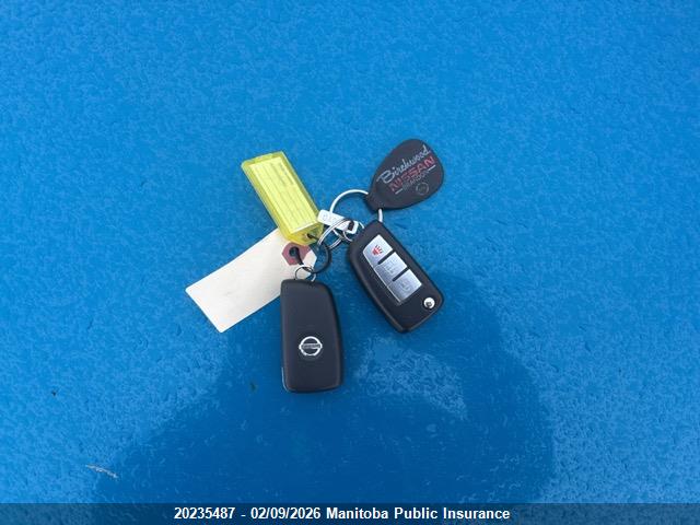 JN1BJ1CR3KW335925 Nissan Qashqai S