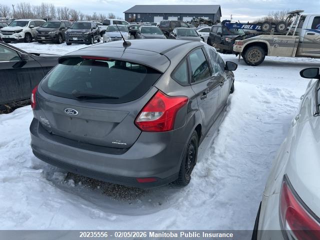 1FADP3K25EL315370 Ford FOCUS SE