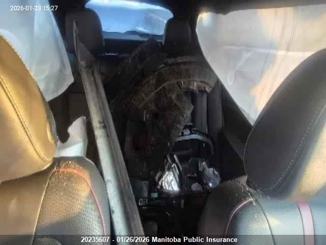 KL77LJE25SC319592 Chevrolet Trax Rs