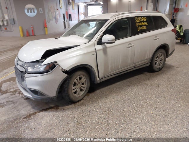 JA4JZ3AXXJZ607036 Mitsubishi Outlander Se