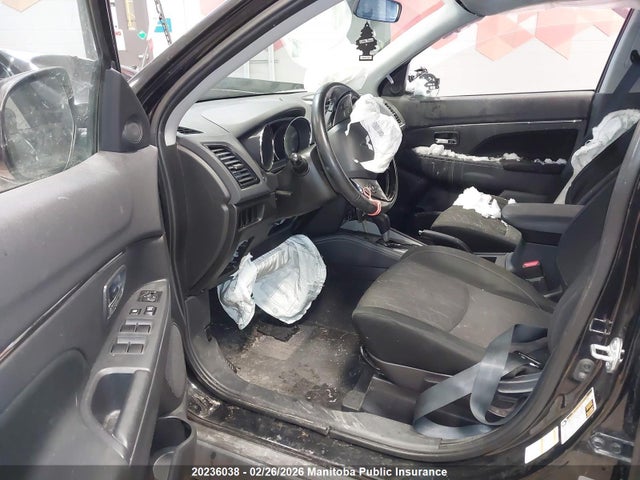 JA4AJVAW6MU605859 Mitsubishi RVR SE