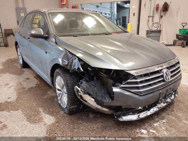3VWC57BU2KM018956 Volkswagen Jetta 1.4 Tsi
