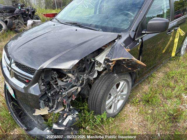Dodge Grand Caravan Crew 2018 2C4RDGDG8JR242845 Image 2