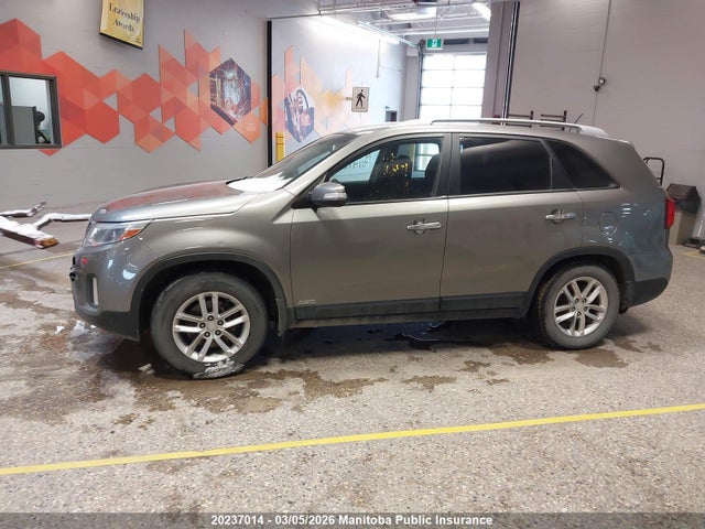 KIA SORENTO LX 2014 5XYKTCA66EG478817 Image 13