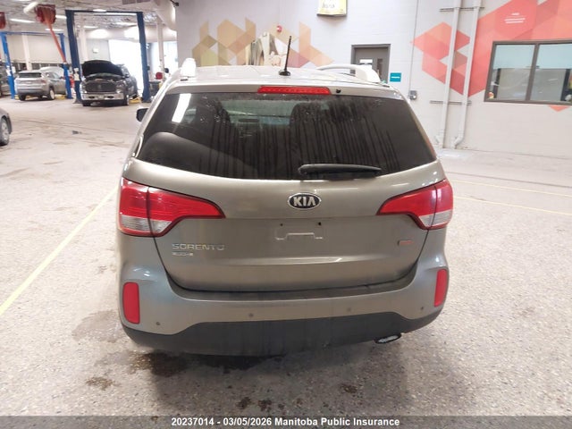KIA SORENTO LX 2014 5XYKTCA66EG478817 Image 15