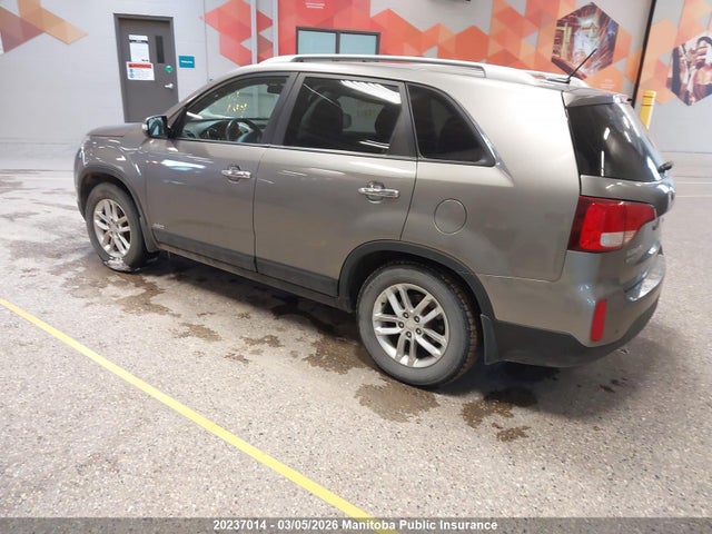 KIA SORENTO LX 2014 5XYKTCA66EG478817 Image 3